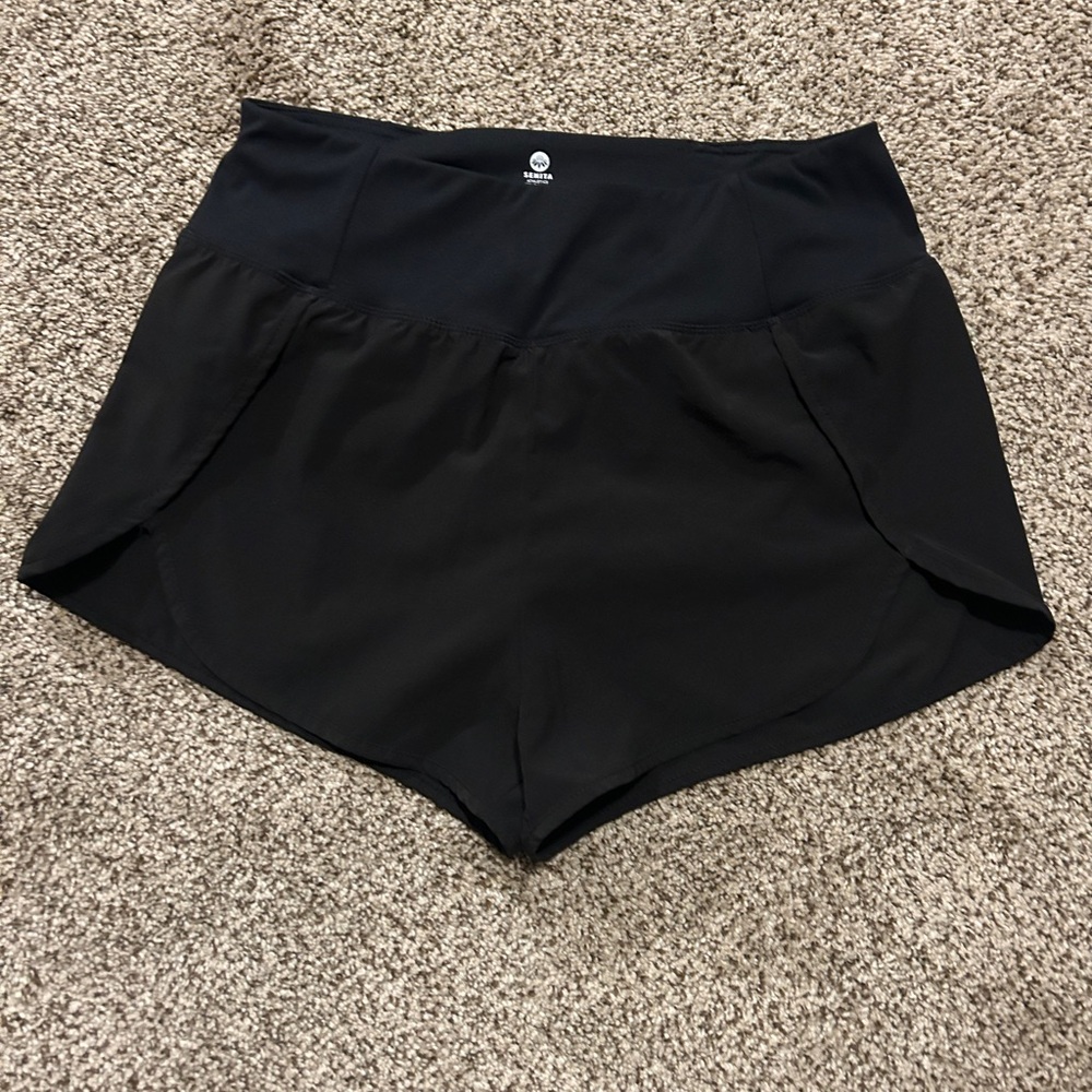 Senita black shorts! Size medium!
